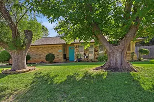 615 Misty Glen Dr, DeSoto, TX 75115 - Photo 3