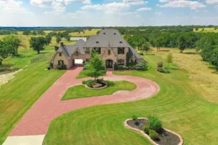 354 Ballpark Wy, Jacksboro, TX 76458 - Photo 7