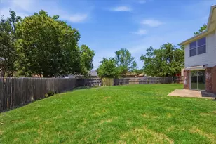 2728 Maegen Cir, Fort Worth, TX 76112 - Photo 33