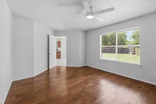 2728 Maegen Cir, Fort Worth, TX 76112 - Photo 17