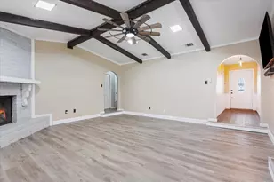332 Bowie Ln, Hewitt, TX 76643 - Photo 13