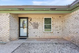 332 Bowie Ln, Hewitt, TX 76643 - Photo 11