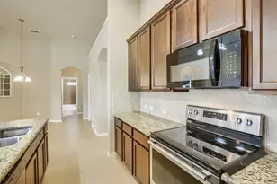 2400 Sabine Cir, Royse City, TX 75189 - Photo 9