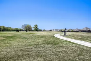 2400 Sabine Cir, Royse City, TX 75189 - Photo 29