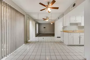 15914 Stillwood St, Dallas, TX 75248 - Photo 5