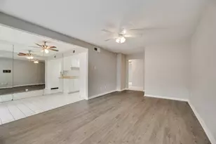 15914 Stillwood St, Dallas, TX 75248 - Photo 3