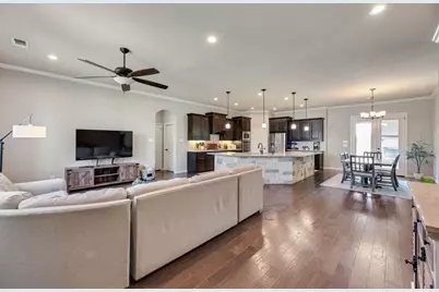 421 Walker Court S, Waxahachie, TX 75167 - Photo 25