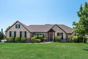 421 Walker Ct S, Waxahachie, TX 75167 - Photo 35