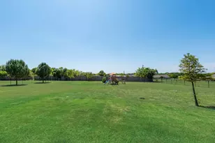 421 Walker Ct S, Waxahachie, TX 75167 - Photo 29