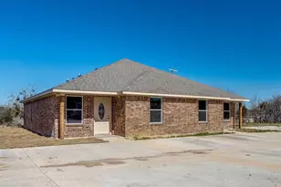 131-139 Houston St, Italy, TX 76651 - Photo 1