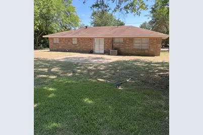 403 Montgomery Street, Pittsburg, TX 75686 - Photo 15