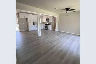 403 Montgomery Street, Pittsburg, TX 75686 - Photo 3