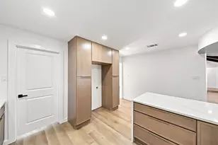 1409 Colony Dr, Irving, TX 75061 - Photo 13