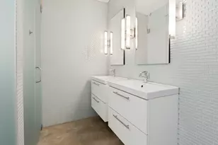43 Vanguard Way, Dallas, TX 75243 - Photo 23