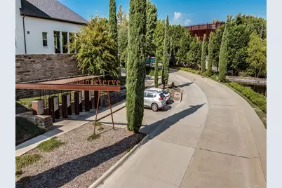 43 Vanguard Way, Dallas, TX 75243 - Photo 23