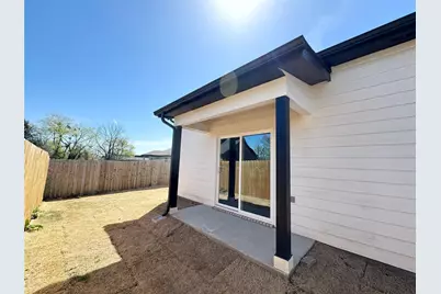 2015 Stuart Street #B, Greenville, TX 75401 - Photo 3
