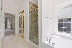 1409 Rider Cir, Grapevine, TX 76051 - Photo 25