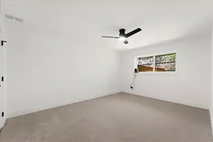 17209 Graystone Dr, Dallas, TX 75248 - Photo 15