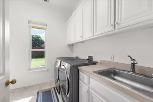 302 Skyline Dr, Trophy Club, TX 76262 - Photo 33
