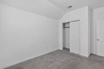 243 Woodson Street, Irving, TX 75063 - Photo 13