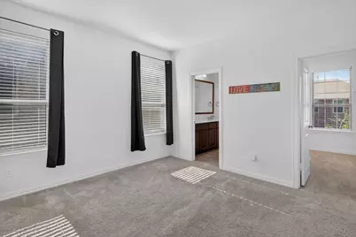 243 Woodson Street, Irving, TX 75063 - Photo 9