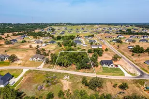 10004 Vly Oak Ct, Springtown, TX 76082 - Photo 1