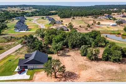 10004 Valley Oak Court, Springtown, TX 76082 - Photo 5