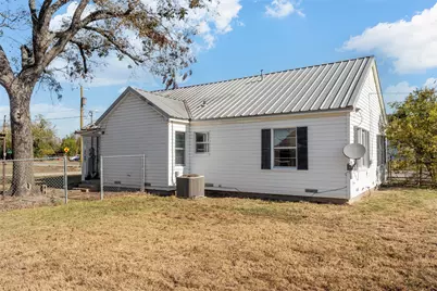 403 S 5th Street, Rosebud, TX 76570 - Photo 3