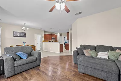 404 Marquette Drive, Van Alstyne, TX 75495 - Photo 5