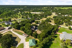 1829 W Lake Shore Dr, Alvarado, TX 76009 - Photo 3