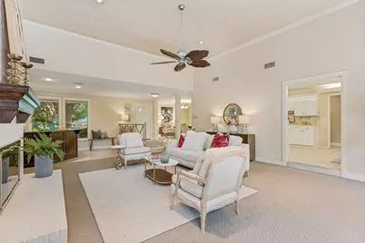 6 Crosslands Road, Benbrook, TX 76132 - Photo 9