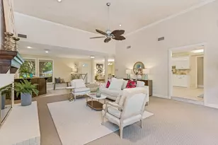6 Crosslands Rd, Benbrook, TX 76132 - Photo 9