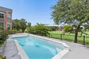2206 Clearspring Dr N, Irving, TX 75063 - Photo 31