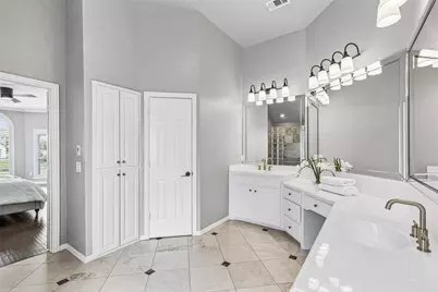 2206 Clearspring Drive N, Irving, TX 75063 - Photo 21