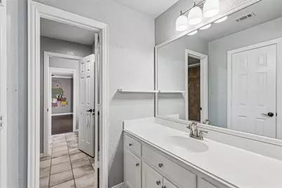 2206 Clearspring Drive N, Irving, TX 75063 - Photo 23