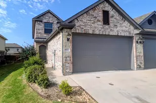 4925-4927 Sanger Circle Dr, Sanger, TX 76266 - Photo 1