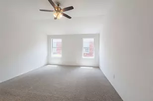 2563 Taos Dr, Grand Prairie, TX 75051 - Photo 15