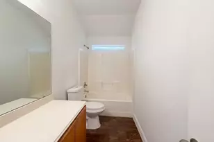 2563 Taos Dr, Grand Prairie, TX 75051 - Photo 9