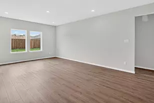 1960 Freeman St, Tyler, TX 75704 - Photo 9