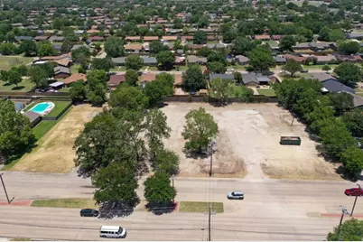 301/325 N Town East Boulevard, Mesquite, TX 75150 - Photo 3
