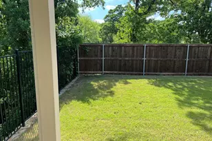 932 Crockett St, Aubrey, TX 76227 - Photo 31