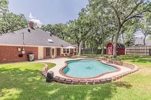 3901 Echo Hill Ct, Arlington, TX 76001 - Photo 5