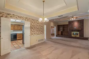 3901 Echo Hill Ct, Arlington, TX 76001 - Photo 19
