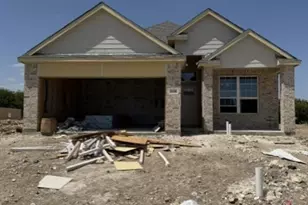 1136 Runway Rd, Fort Worth, TX 76131 - Photo 1