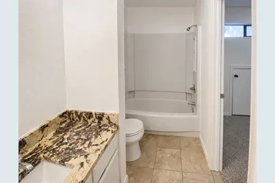 530 Rawls Circle, Irving, TX 75061 - Photo 5