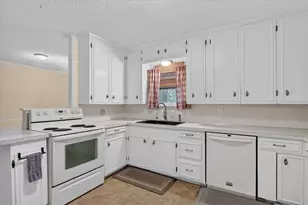 2356 Ballycastle Dr, Dallas, TX 75228 - Photo 13