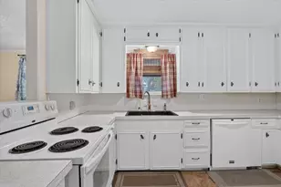 2356 Ballycastle Dr, Dallas, TX 75228 - Photo 15
