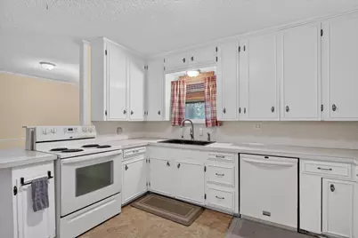 2356 Ballycastle Drive, Dallas, TX 75228 - Photo 13