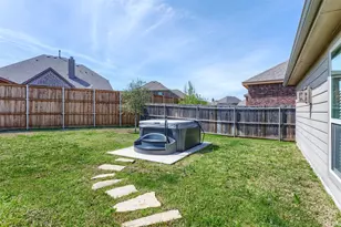 912 Lake Cypress Ln, Little Elm, TX 75068 - Photo 3