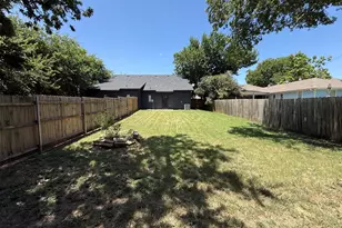 221 San Angelo Ave, Benbrook, TX 76126 - Photo 11